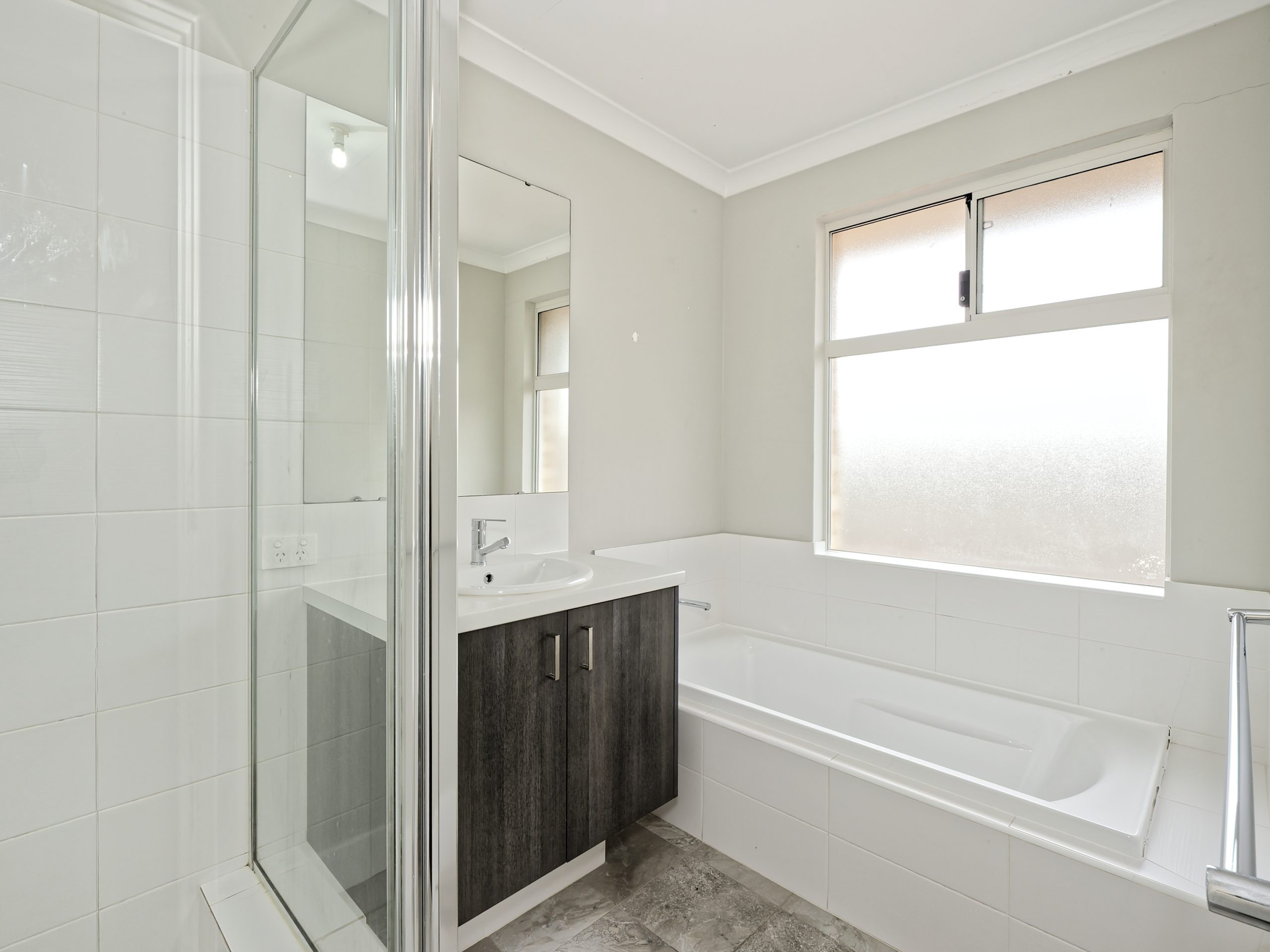 33 Corbridge Avenue, WELLARD, WA 6170 AUS