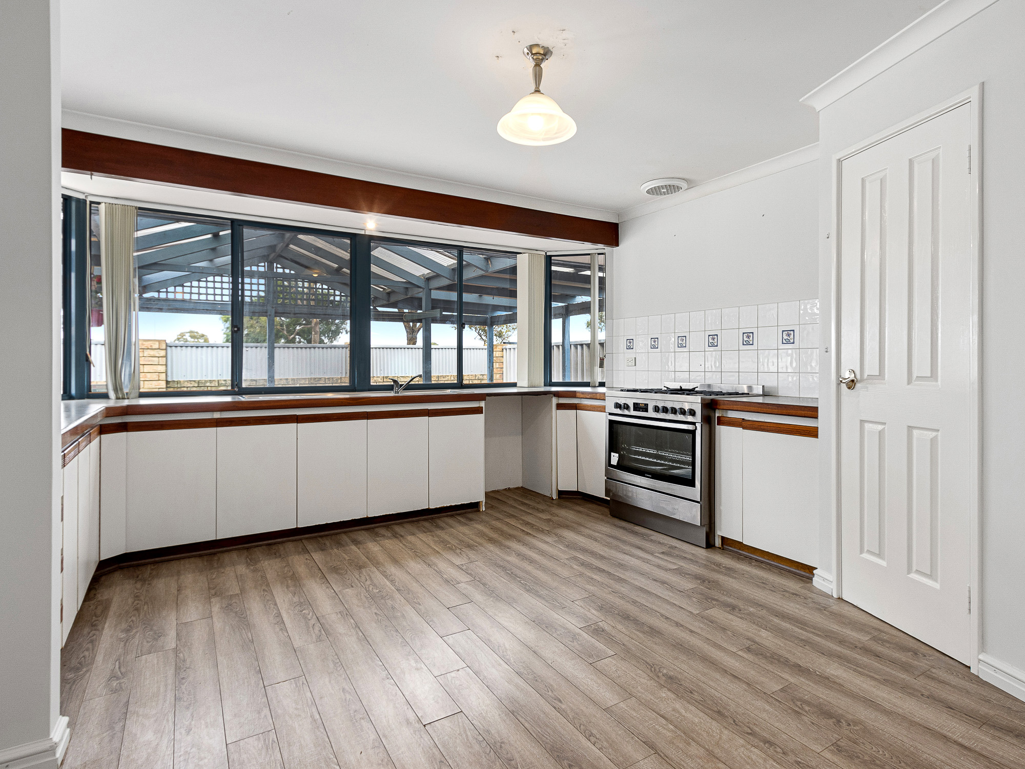 20 Daley Court, ROCKINGHAM, WA 6168 AUS