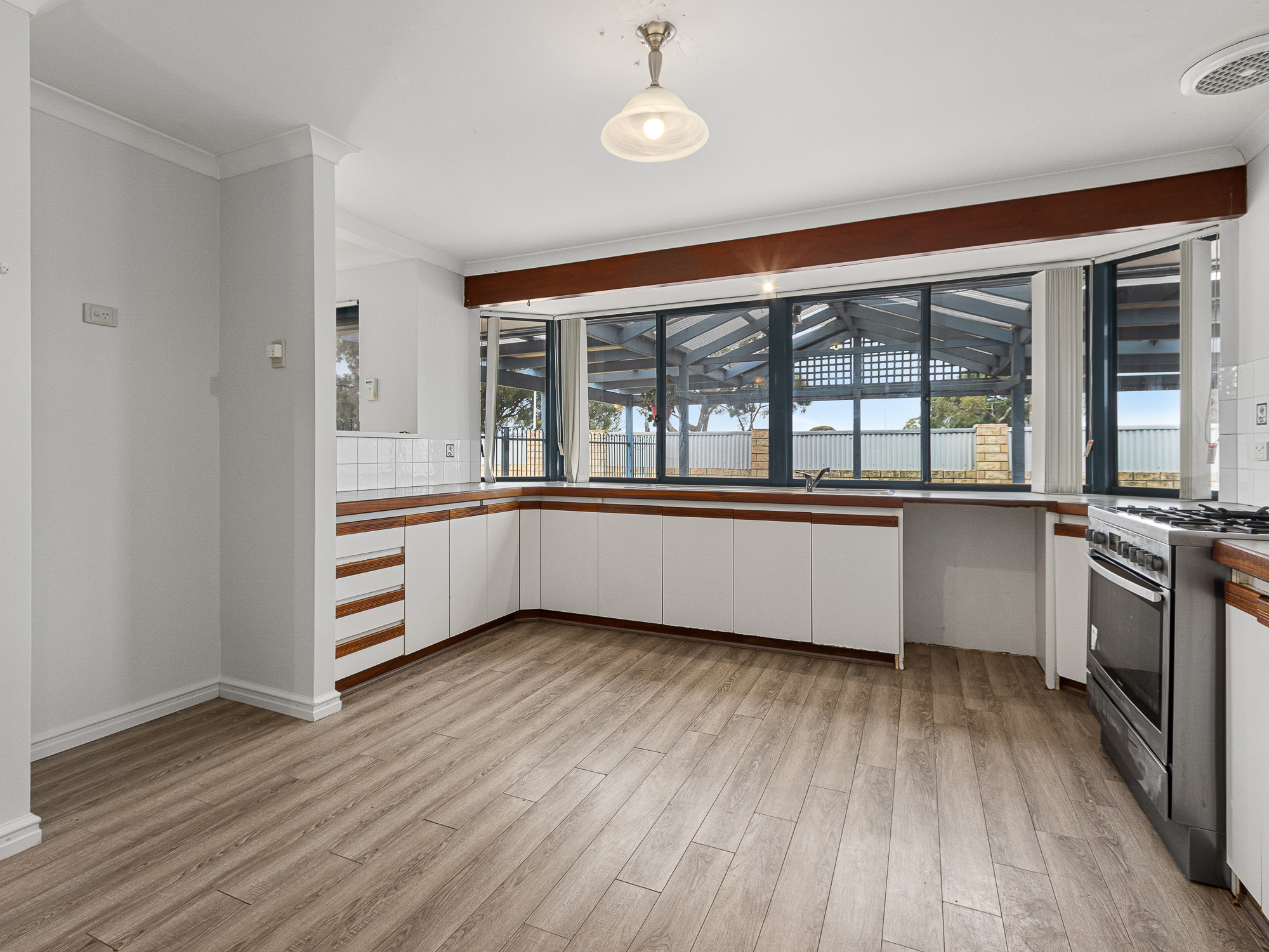 20 Daley Court, ROCKINGHAM, WA 6168 AUS