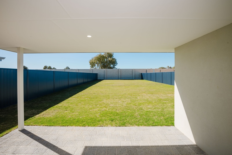 133 Avoca Chase, BALDIVIS, WA 6171 AUS