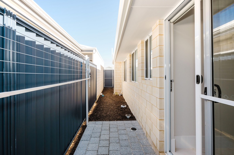 133 Avoca Chase, BALDIVIS, WA 6171 AUS