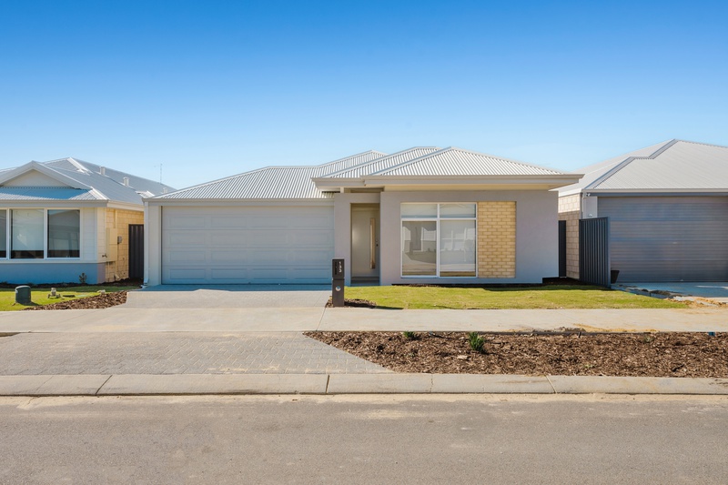 133 Avoca Chase, BALDIVIS, WA 6171 AUS