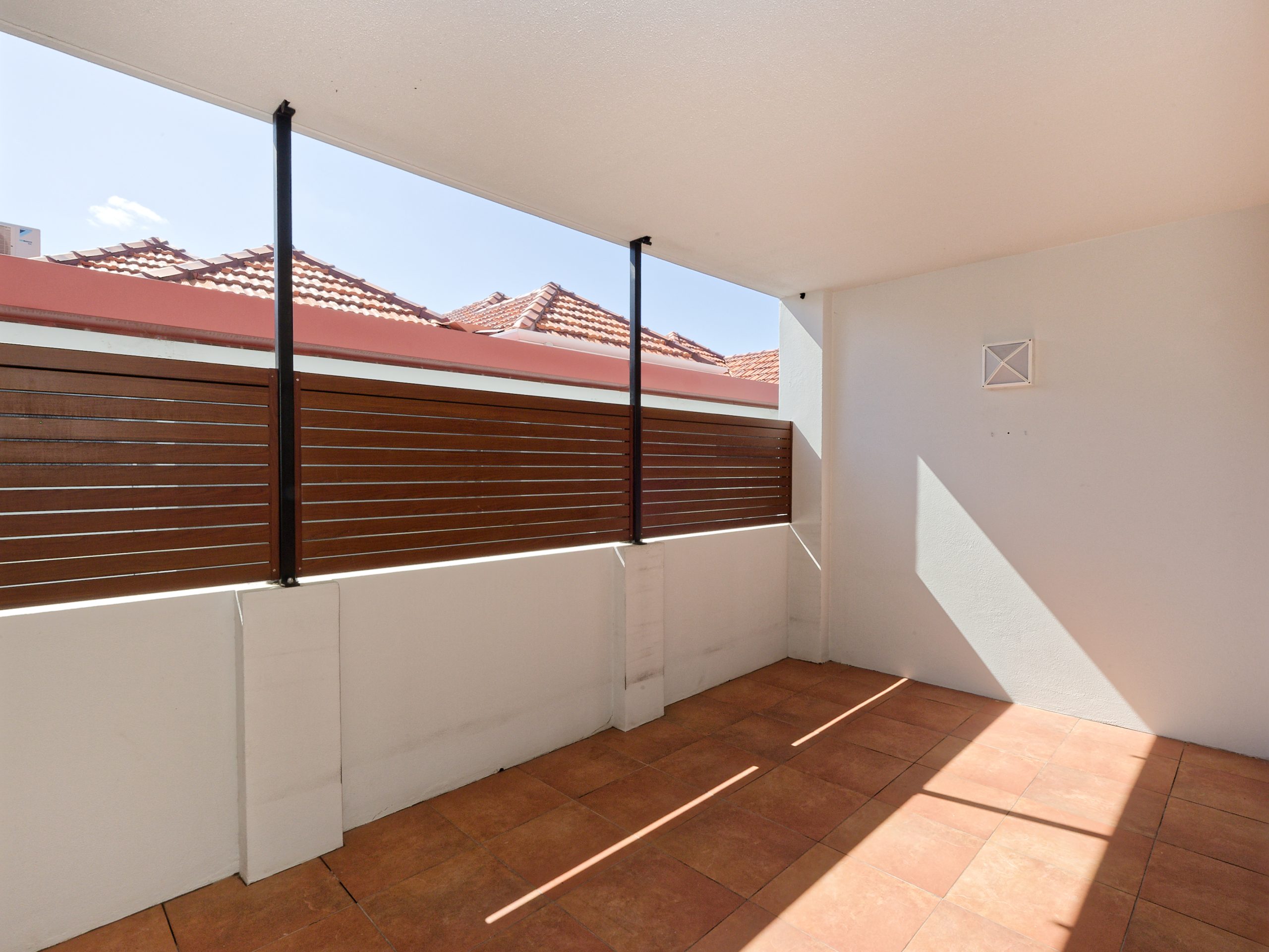 10/71 Parry Street, PERTH, WA 6000 AUS