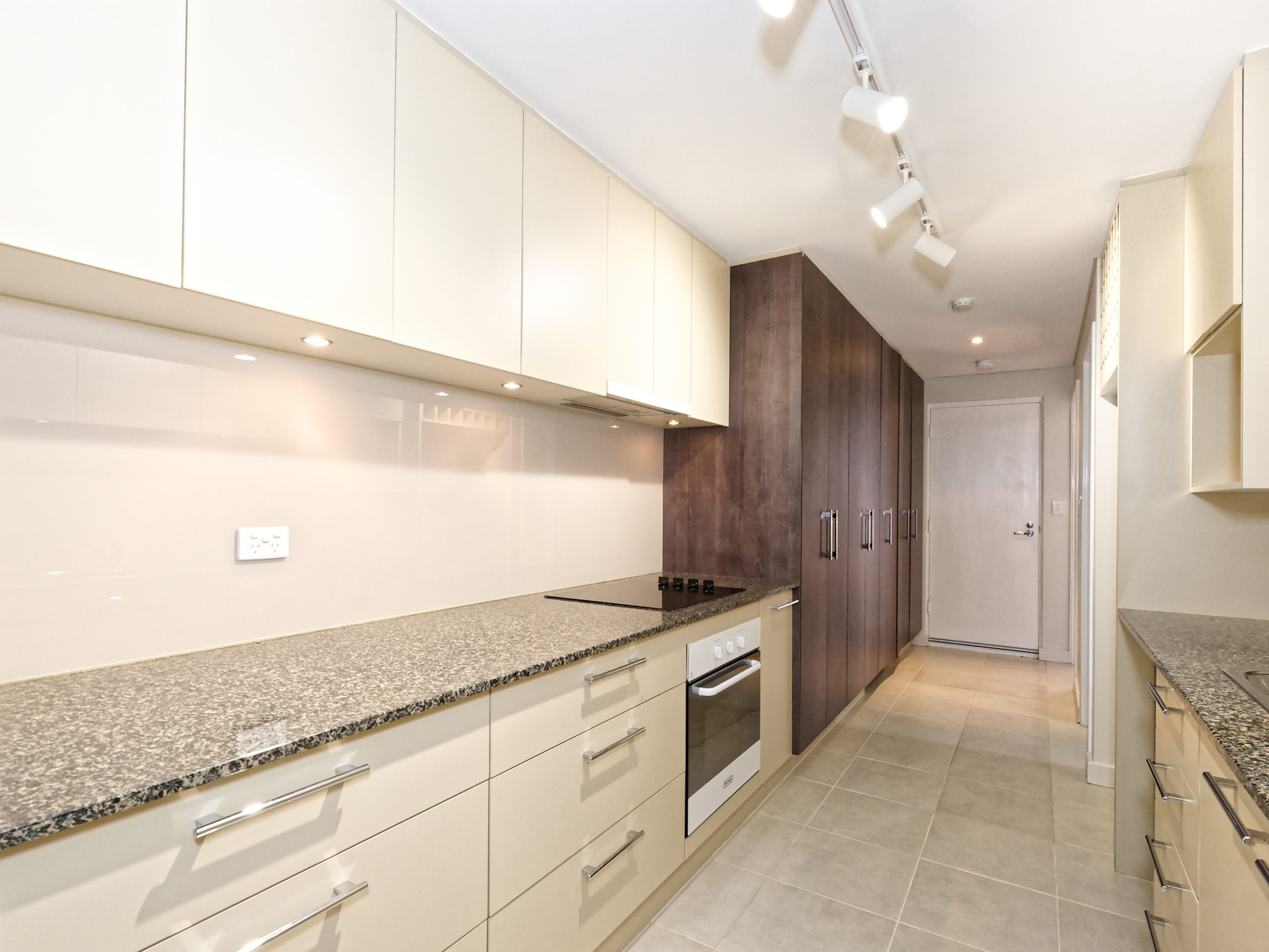 10/71 Parry Street, PERTH, WA 6000 AUS