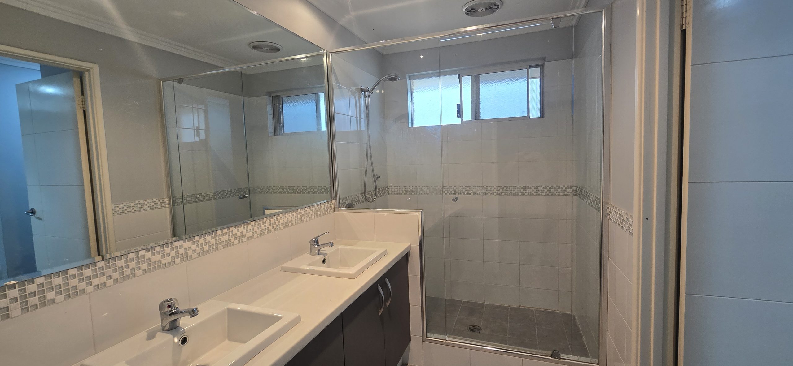 10 Upwey Street, WELLARD, WA 6170 AUS
