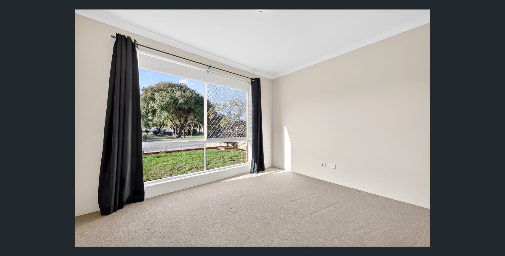 5 Lille Lane, PORT KENNEDY, WA 6172 AUS