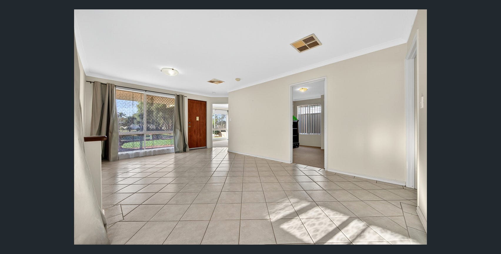 5 Lille Lane, PORT KENNEDY, WA 6172 AUS