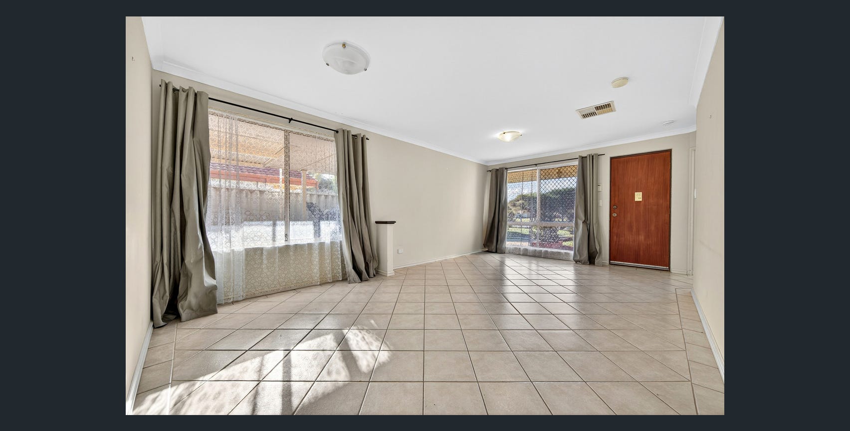 5 Lille Lane, PORT KENNEDY, WA 6172 AUS