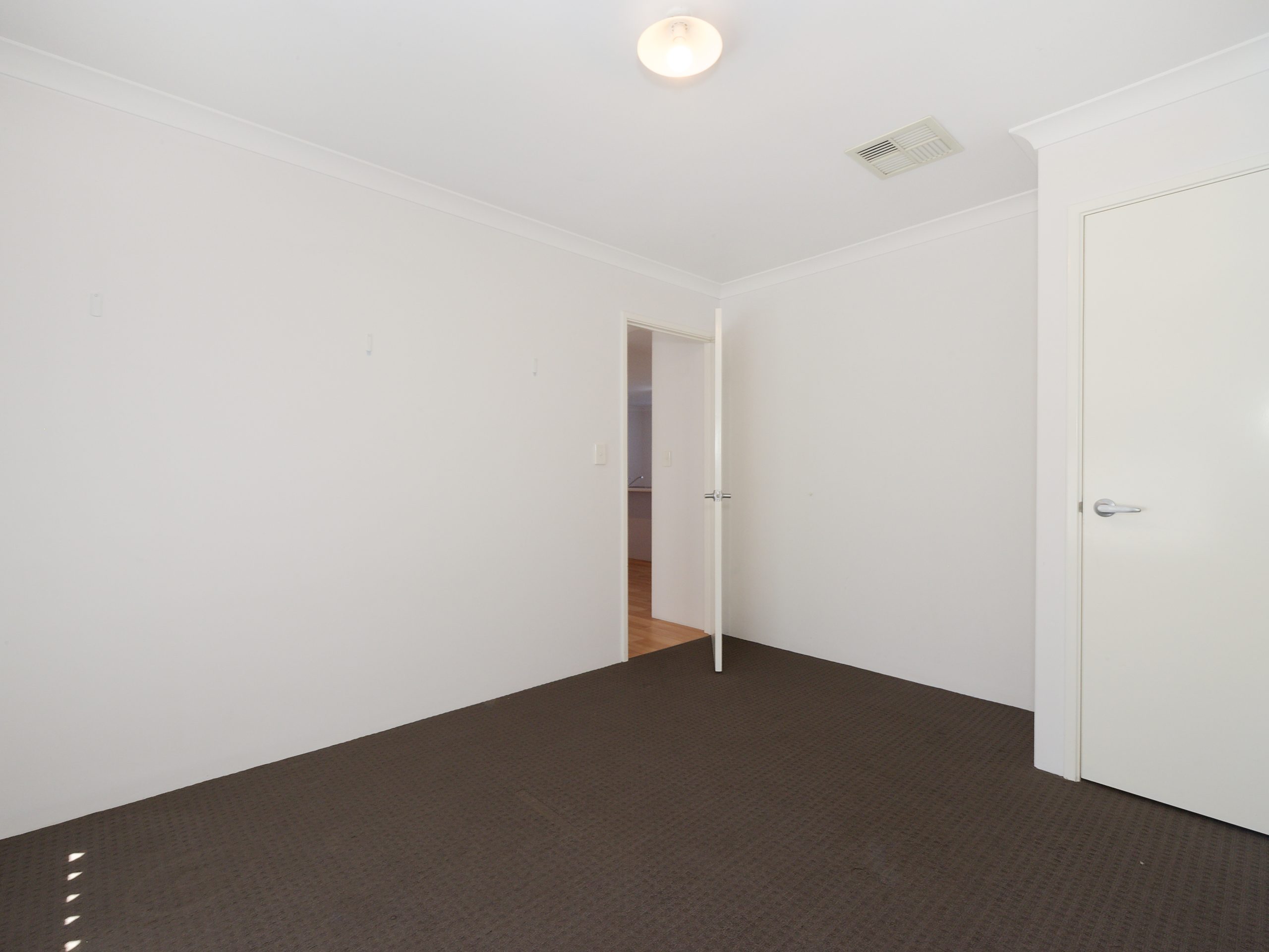 231 Lake Valley Drive, LAKELANDS, WA 6180 AUS