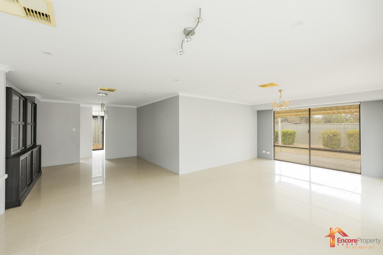 5 Glastonbury Street, LEDA, WA 6170 AUS