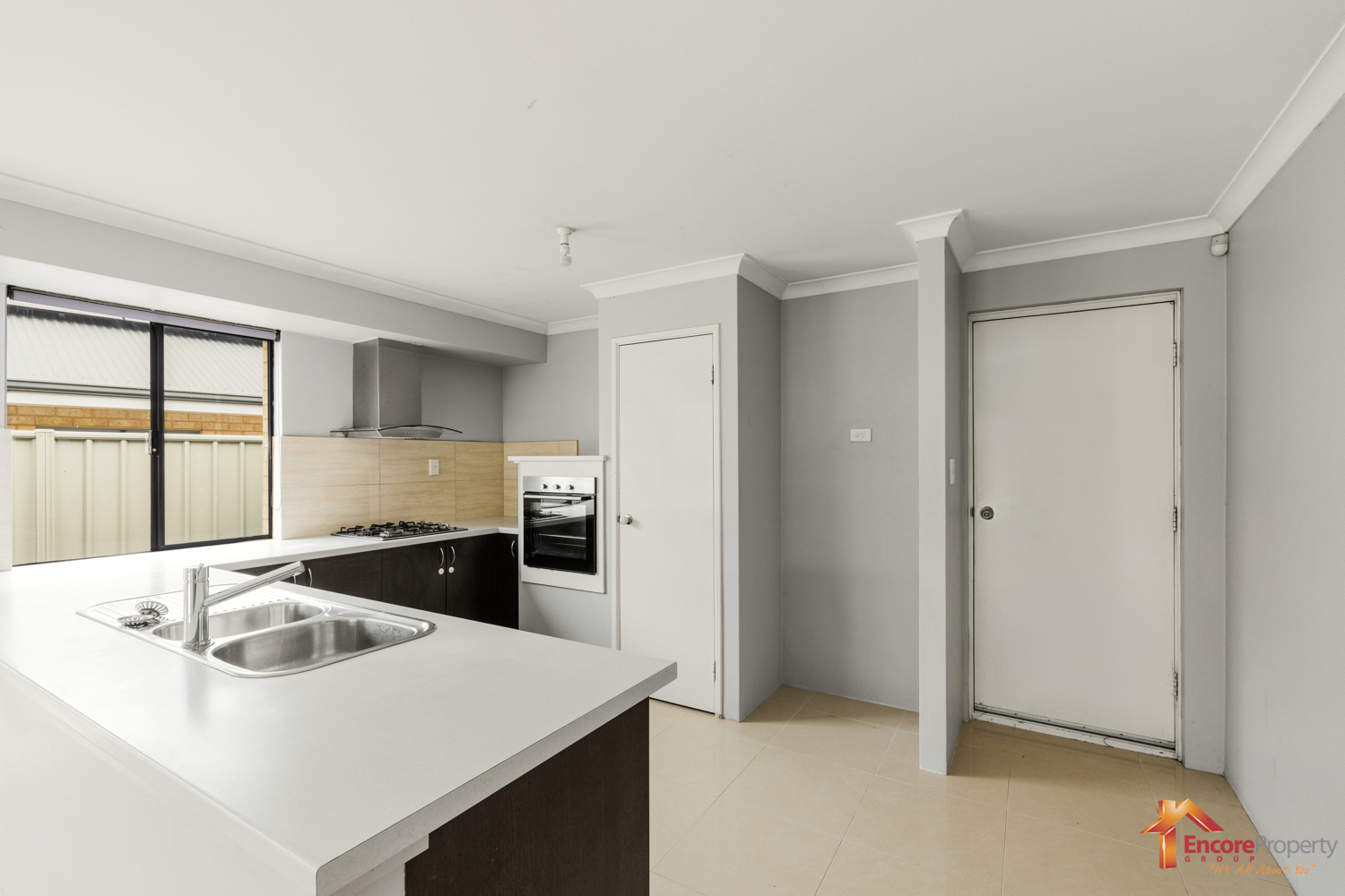 5 Glastonbury Street, LEDA, WA 6170 AUS