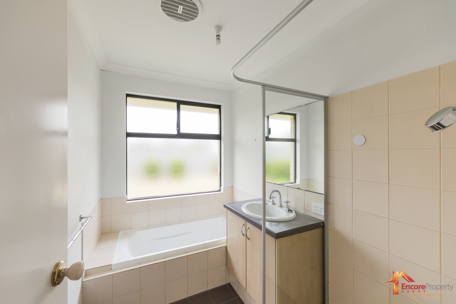 5 Glastonbury Street, LEDA, WA 6170 AUS