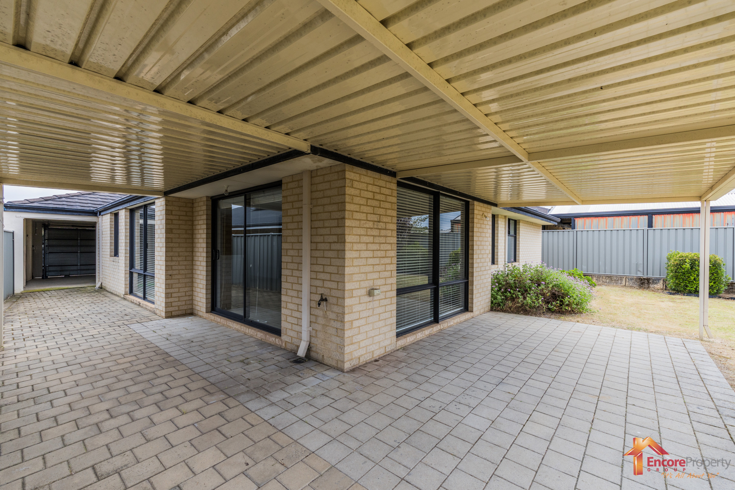 5 Glastonbury Street, LEDA, WA 6170 AUS