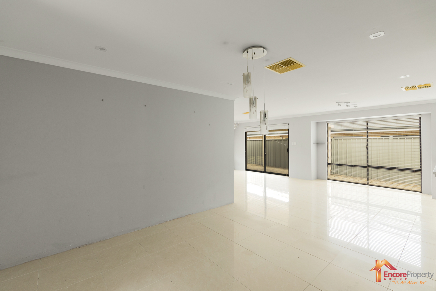 5 Glastonbury Street, LEDA, WA 6170 AUS