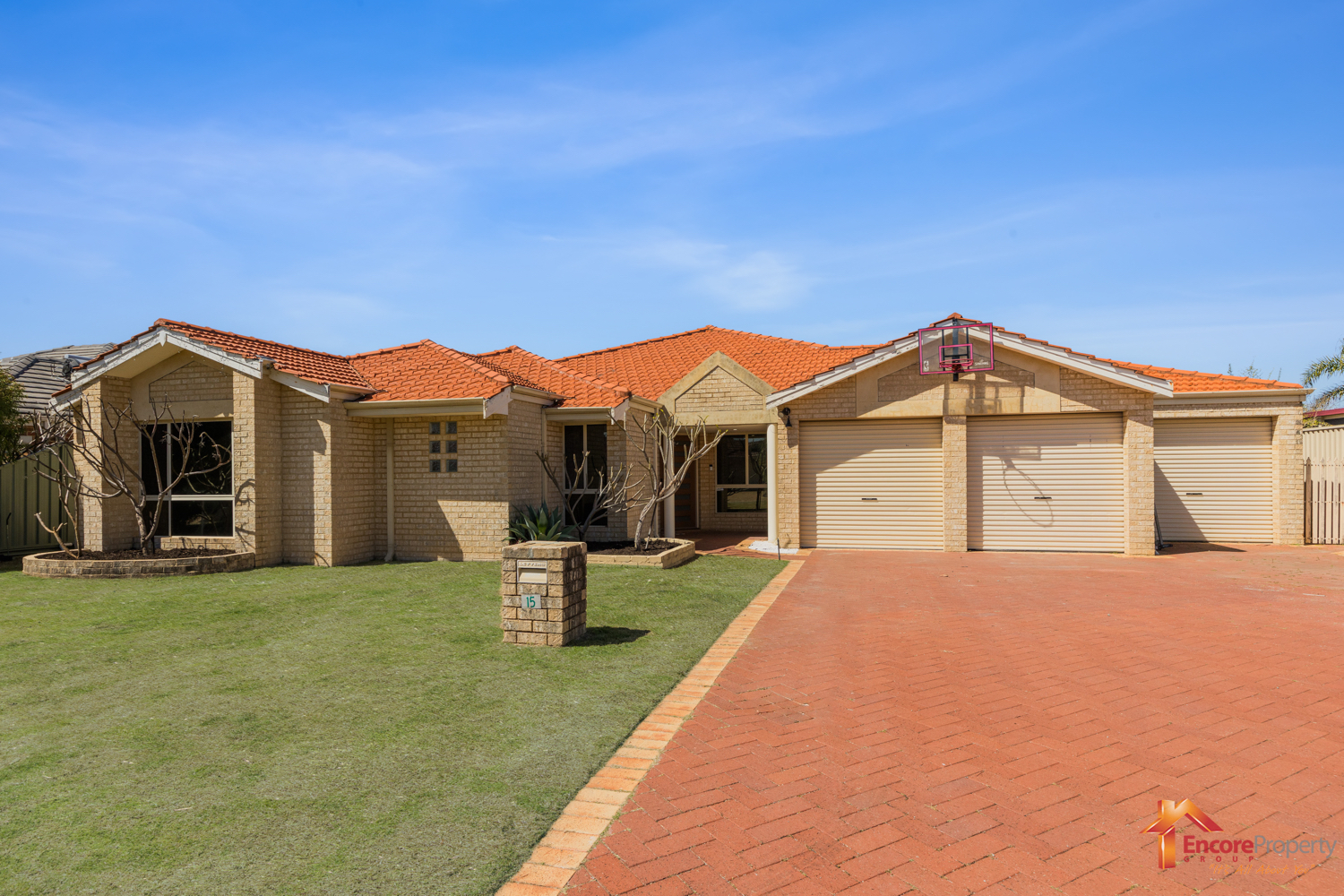 15 Alicante Mews, SECRET HARBOUR, WA 6173 AUS