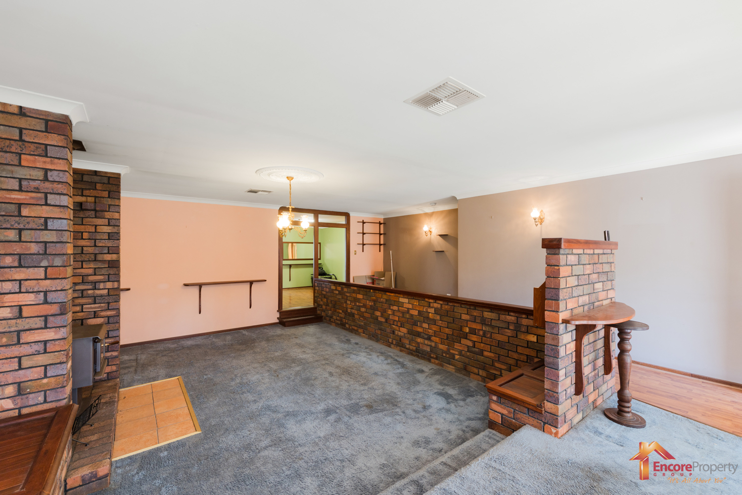 16 Chisham Avenue, PARMELIA, WA 6167 AUS