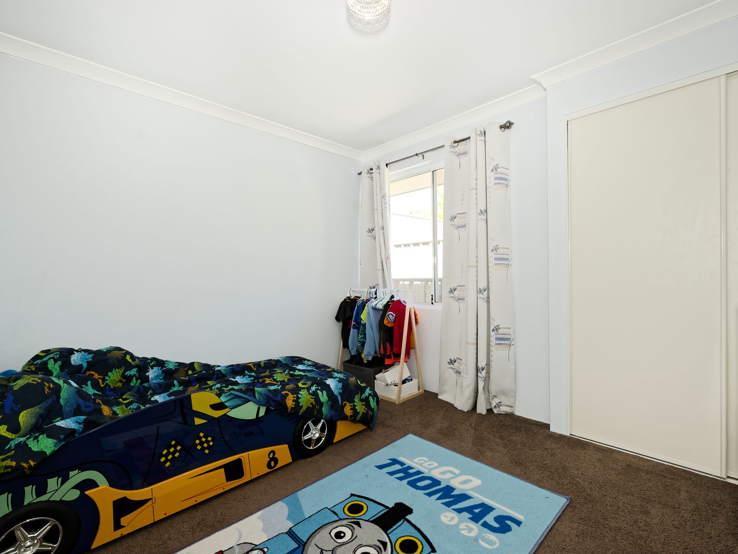 39 Corbridge Avenue, WELLARD, WA 6170 AUS