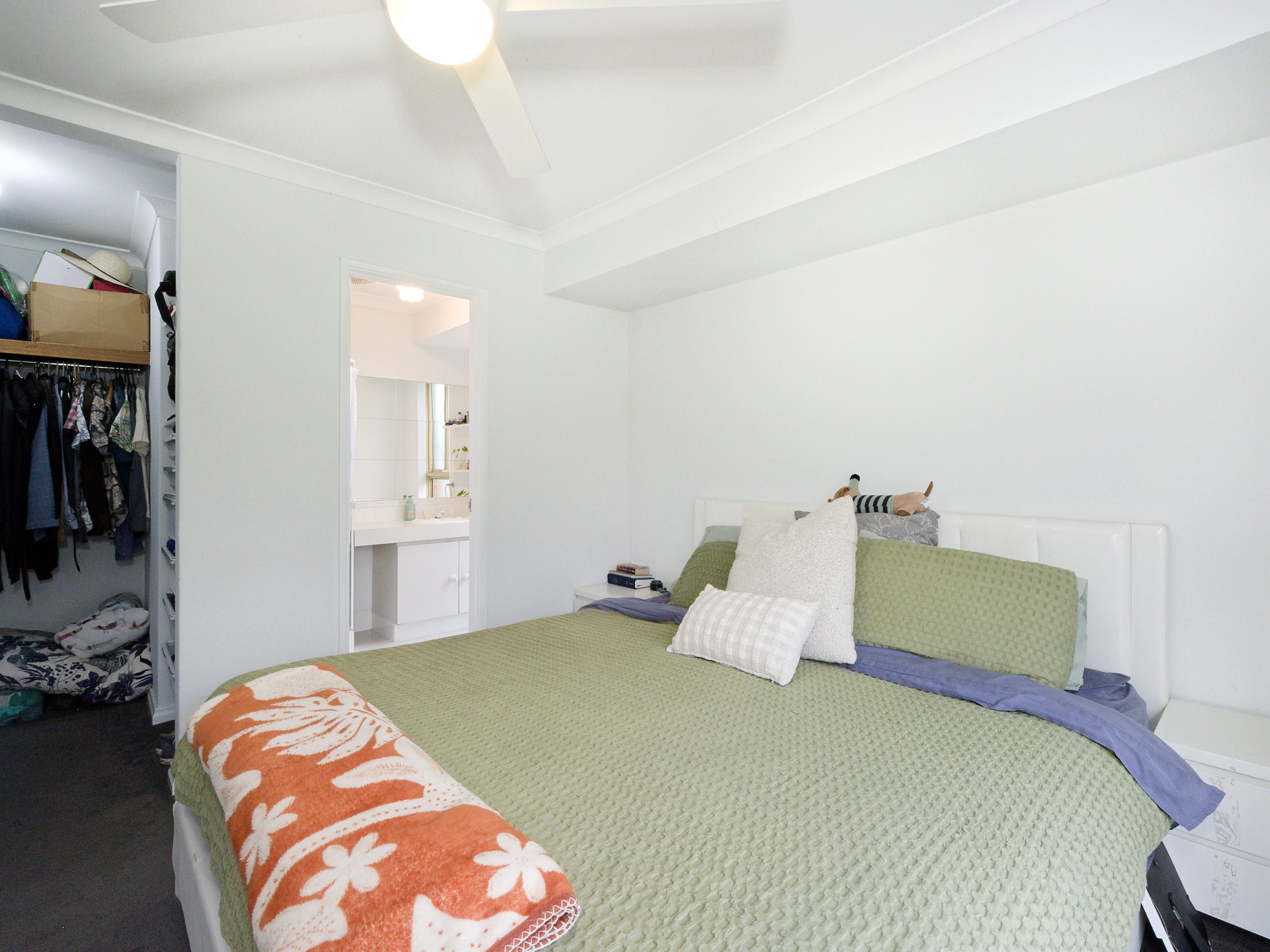 4 Elysee Court, PORT KENNEDY, WA 6172 AUS