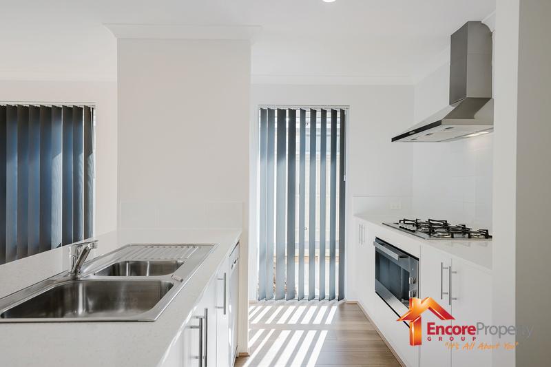 5 Arno Way, GOLDEN BAY, WA 6174 AUS