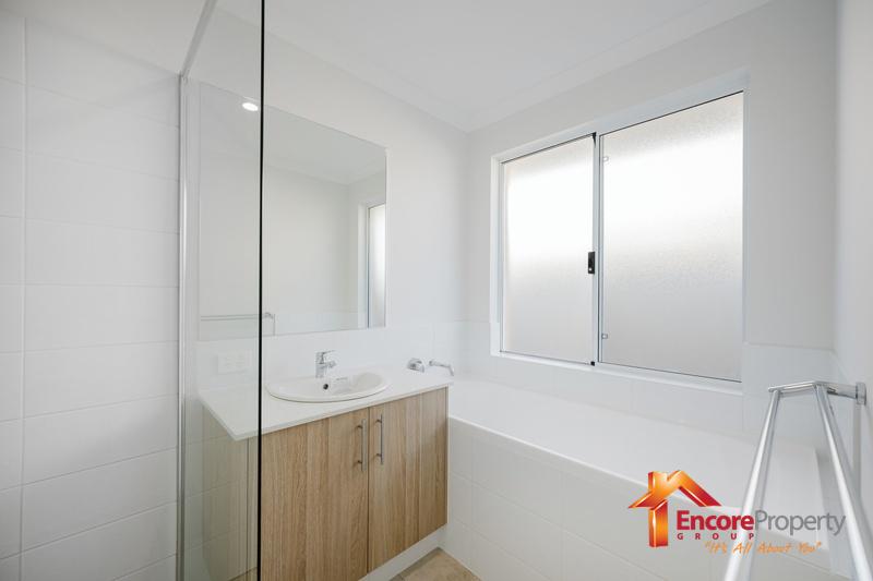 5 Arno Way, GOLDEN BAY, WA 6174 AUS