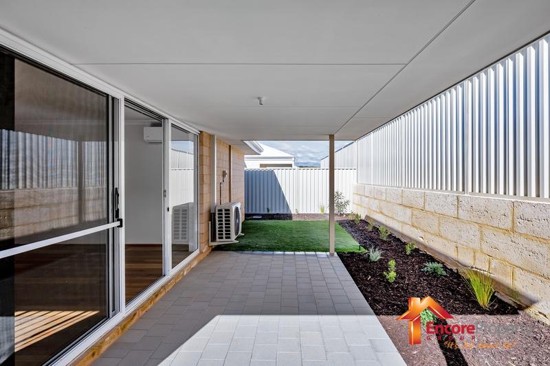 5 Arno Way, GOLDEN BAY, WA 6174 AUS