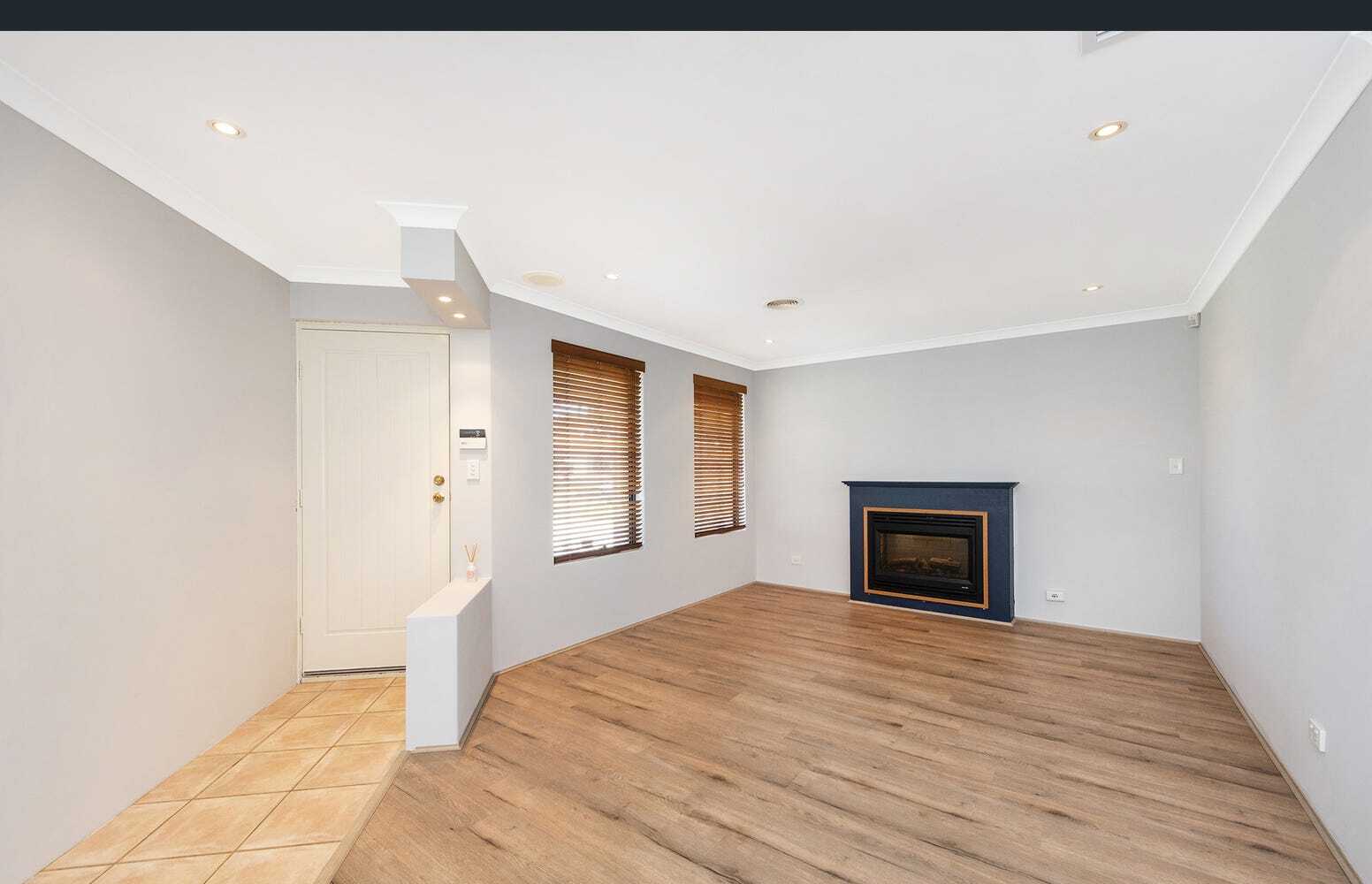 7 Summerville Avenue, SECRET HARBOUR, WA 6173 AUS