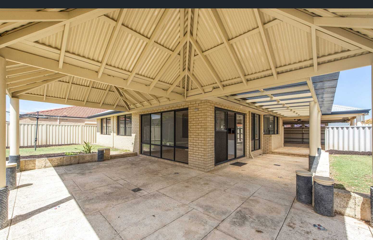 7 Summerville Avenue, SECRET HARBOUR, WA 6173 AUS