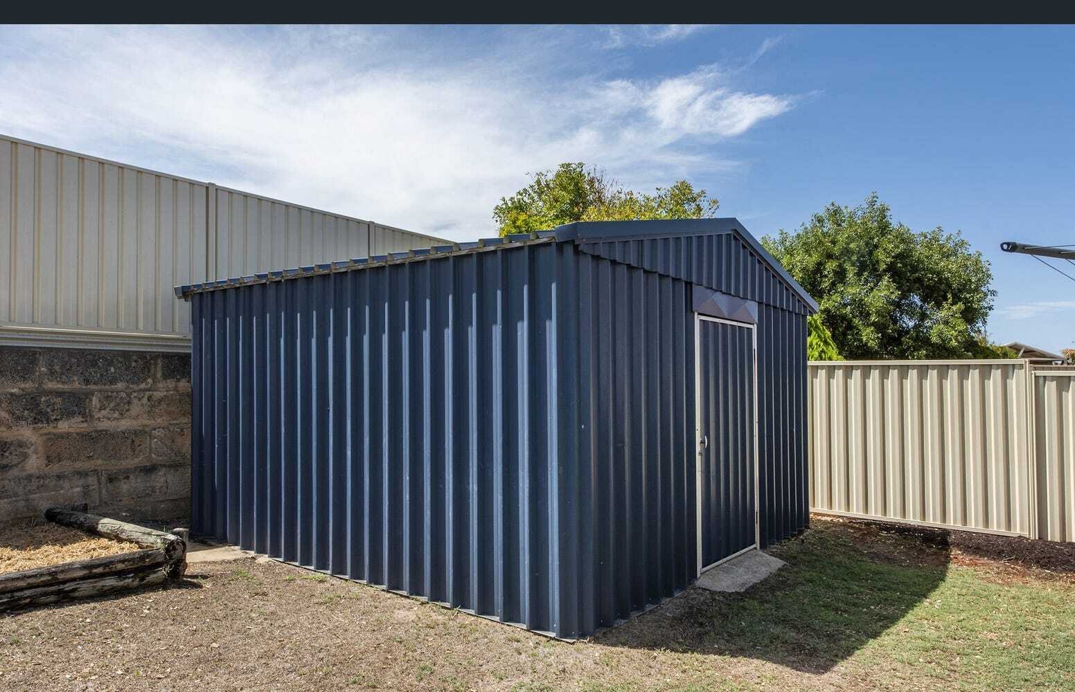 7 Summerville Avenue, SECRET HARBOUR, WA 6173 AUS