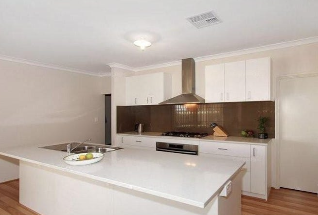 36 Eucalyptus Drive, HAMMOND PARK, WA 6164 AUS