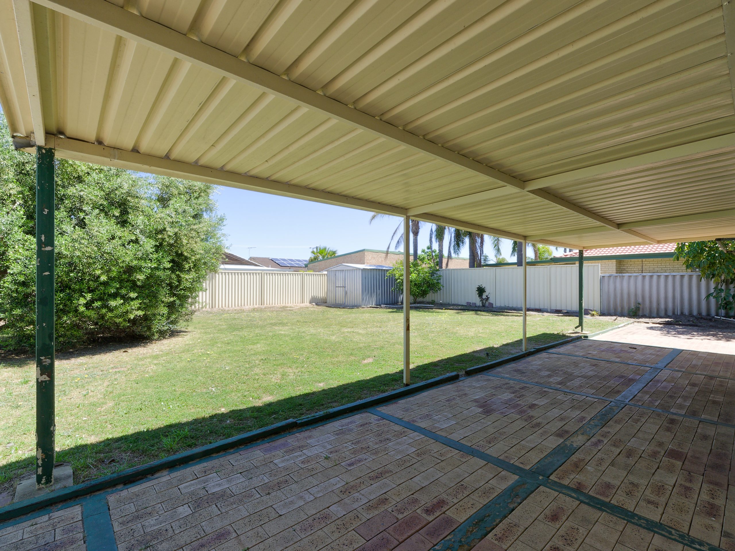 5 Hopkins Place, WAIKIKI, WA 6169 AUS