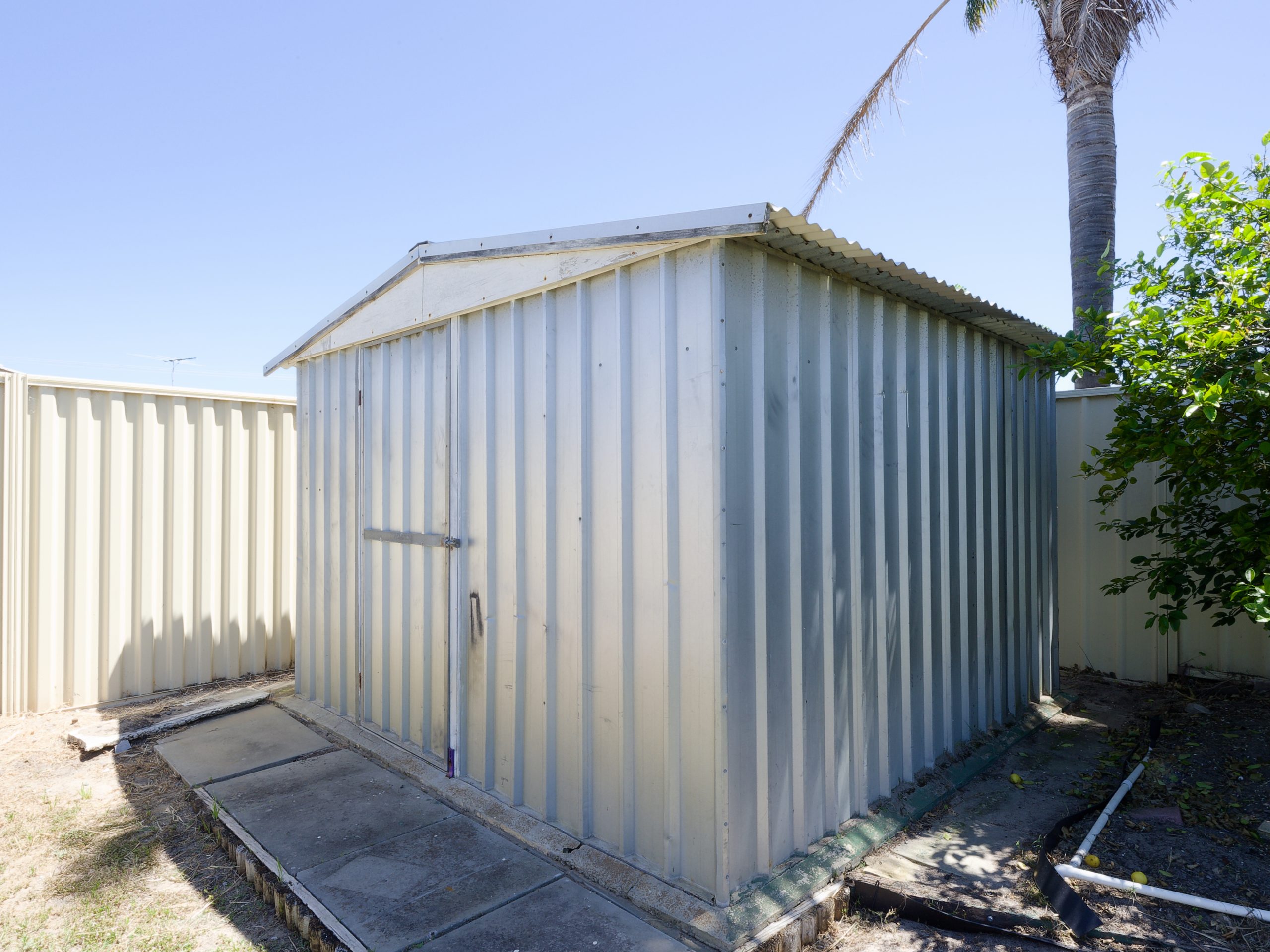 5 Hopkins Place, WAIKIKI, WA 6169 AUS