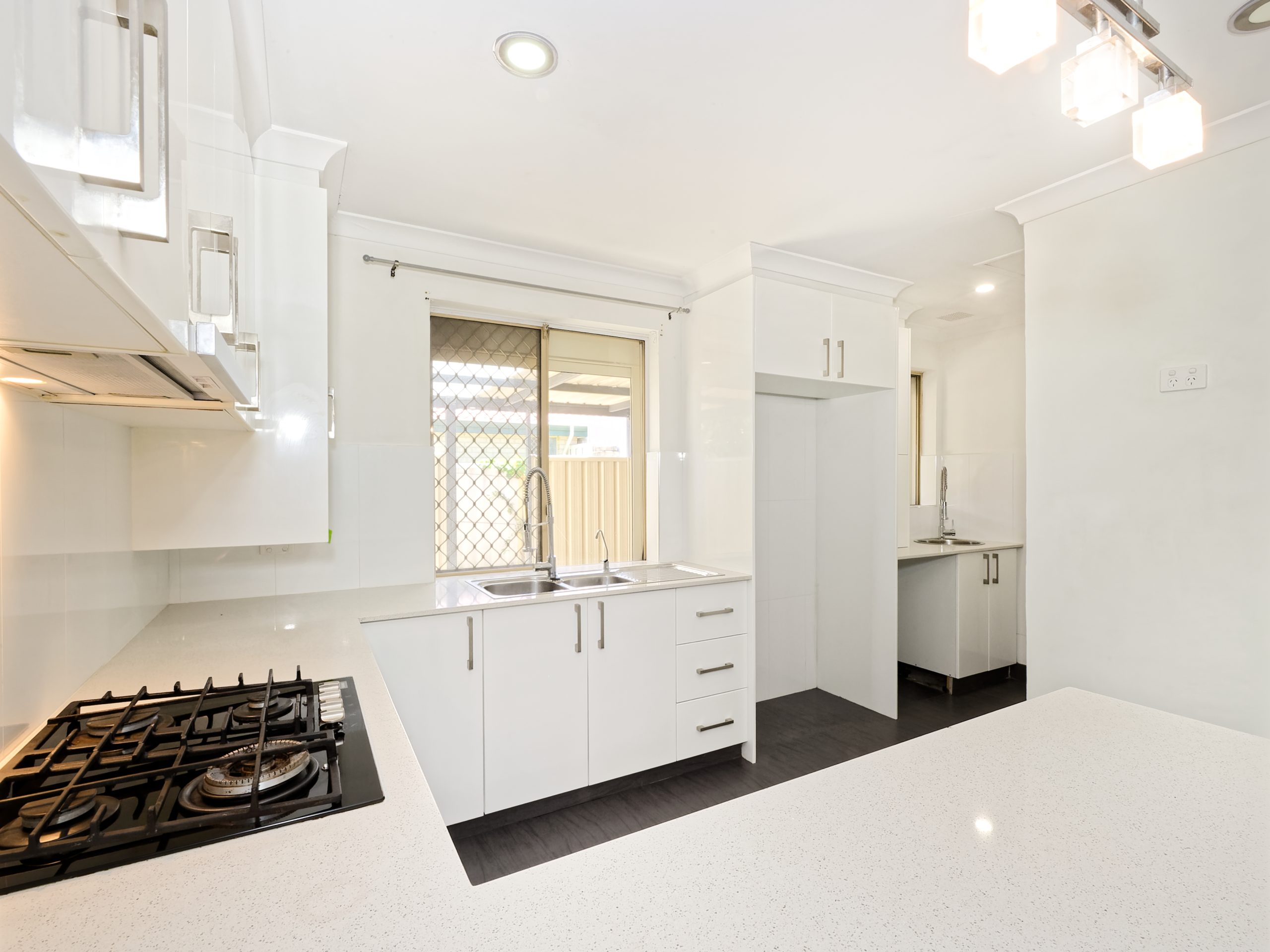 5 Hopkins Place, WAIKIKI, WA 6169 AUS