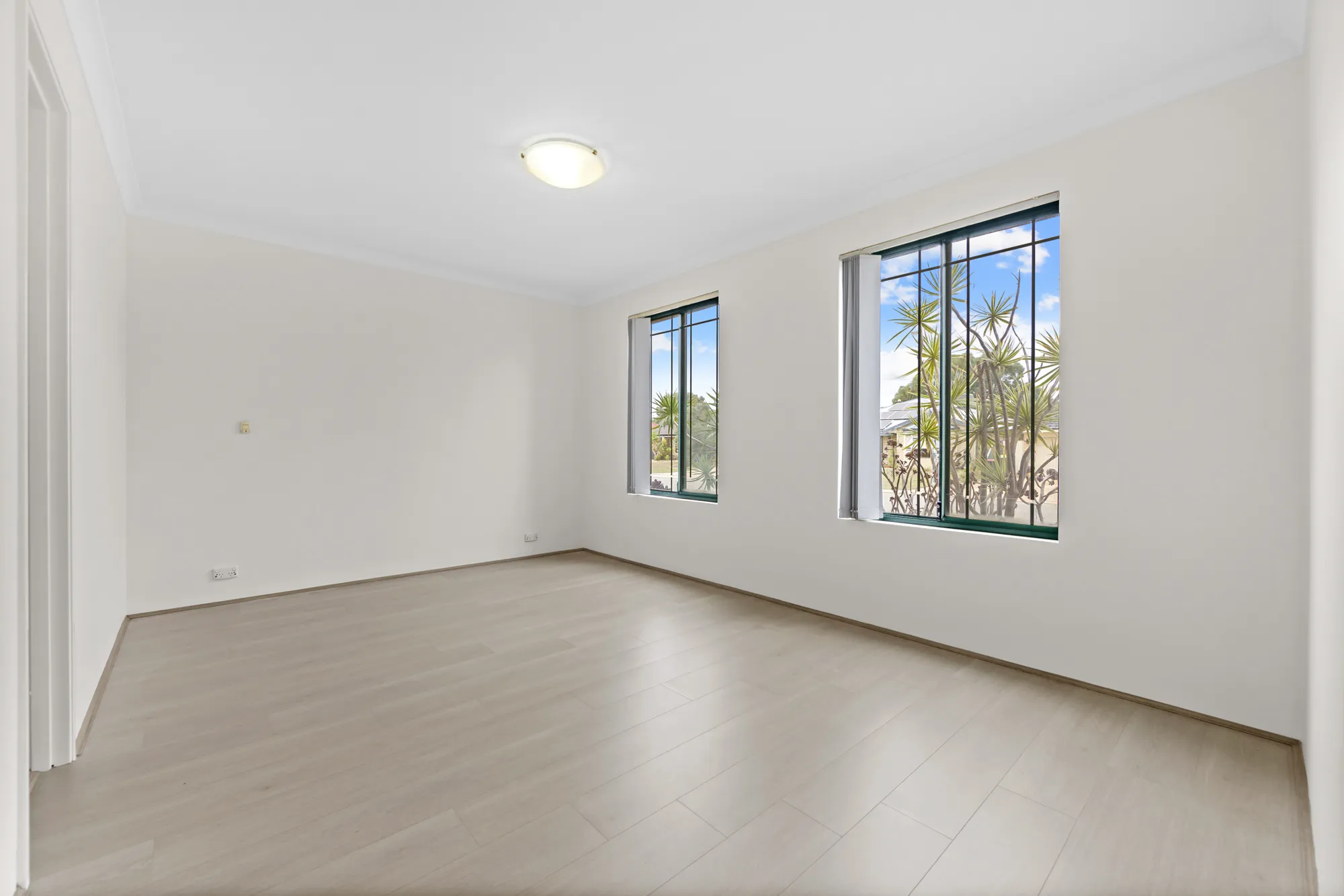 21 Trevino Drive, PORT KENNEDY, WA 6172 AUS