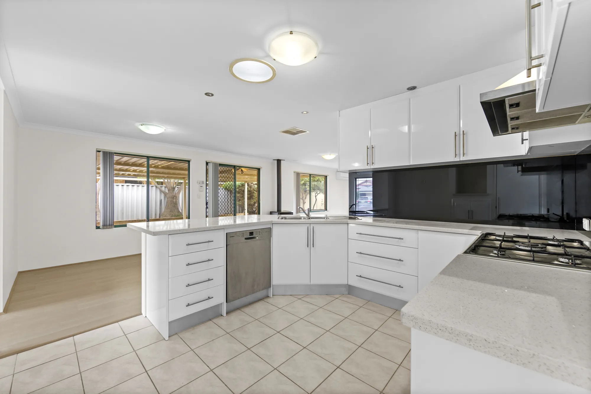 21 Trevino Drive, PORT KENNEDY, WA 6172 AUS