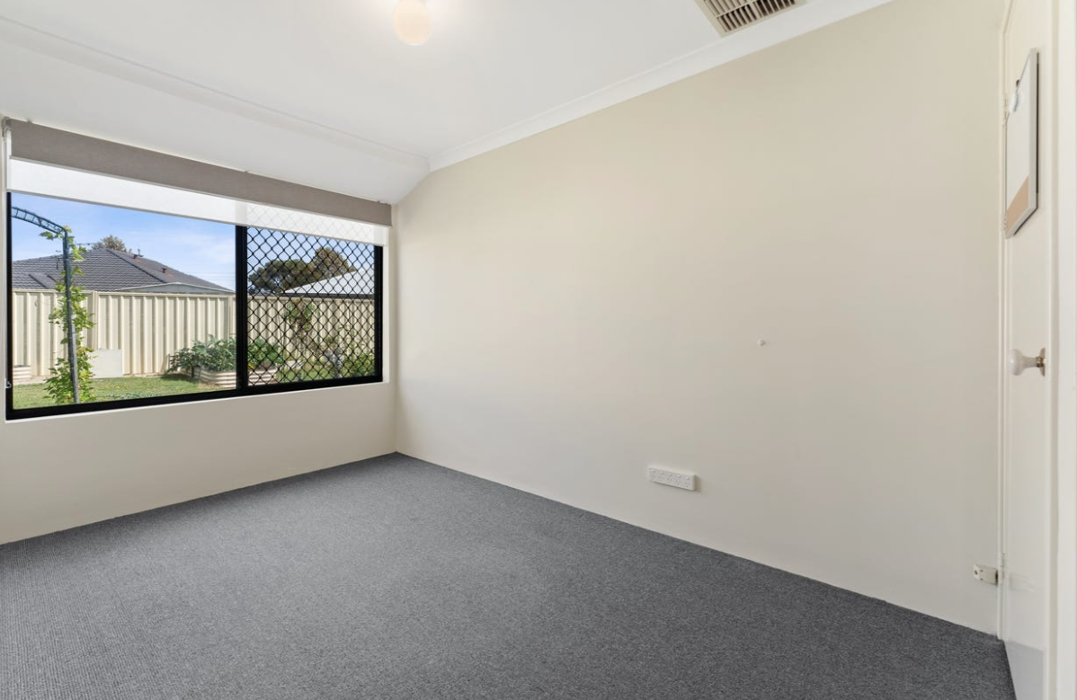 16 Chinchilla Parkway, PORT KENNEDY, WA 6172 AUS