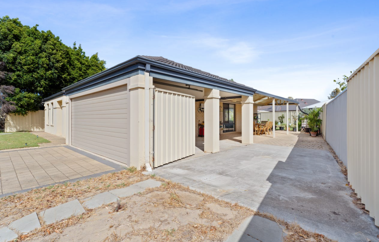 16 Chinchilla Parkway, PORT KENNEDY, WA 6172 AUS