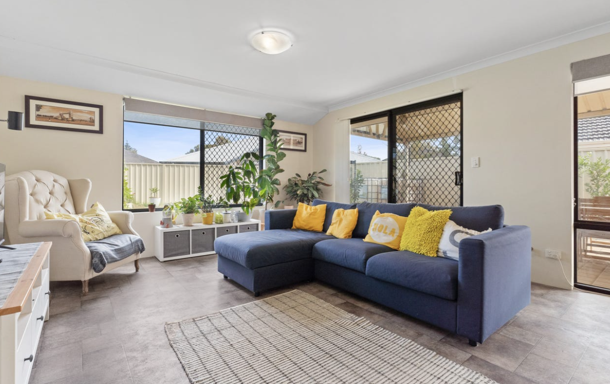 16 Chinchilla Parkway, PORT KENNEDY, WA 6172 AUS
