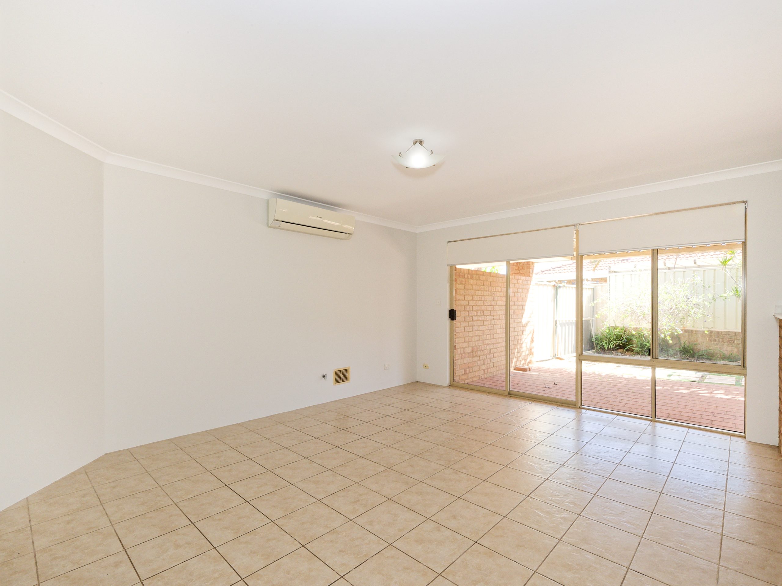 9 St Annes Terrace, MEADOW SPRINGS, WA 6210 AUS