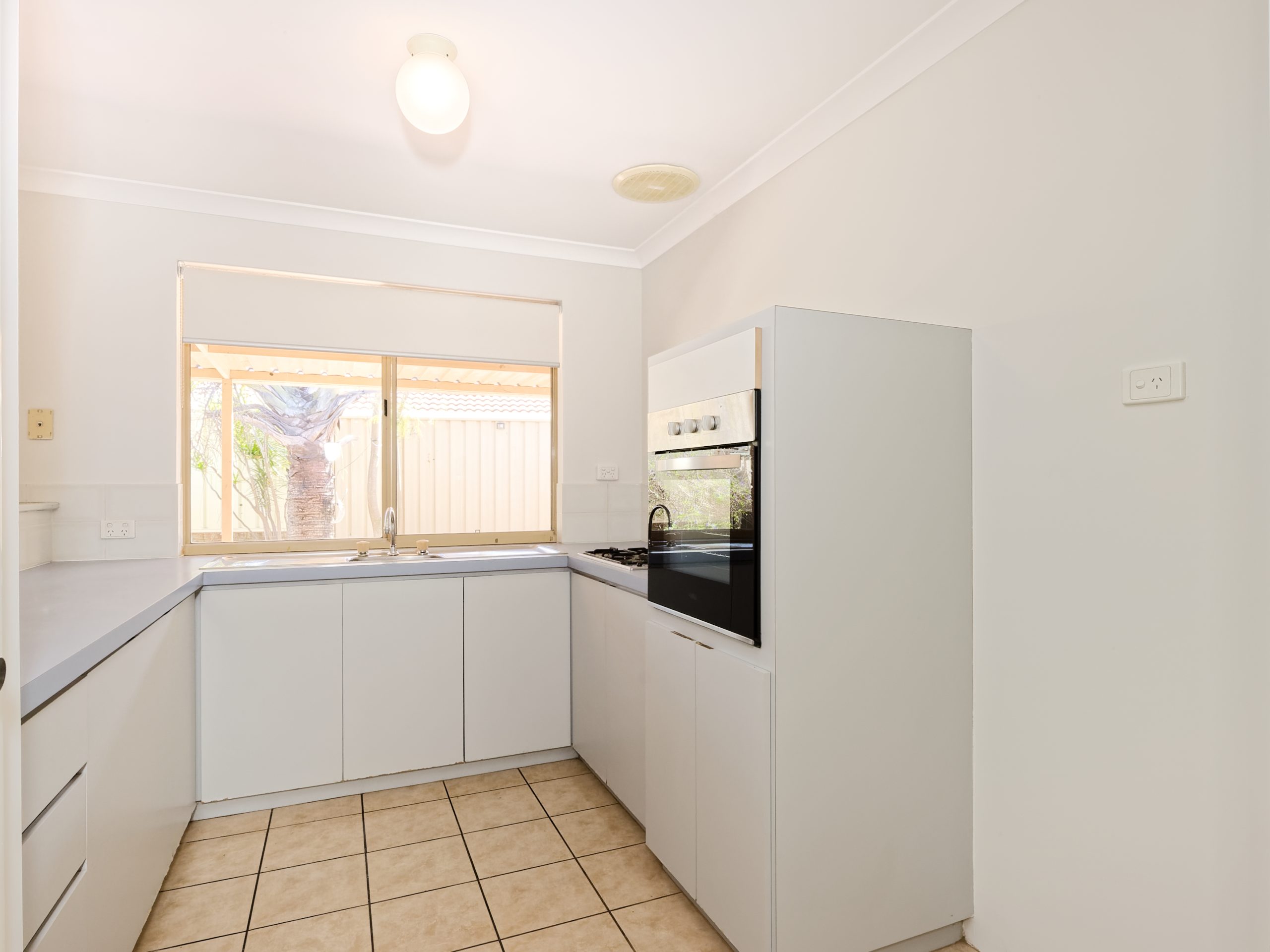 9 St Annes Terrace, MEADOW SPRINGS, WA 6210 AUS