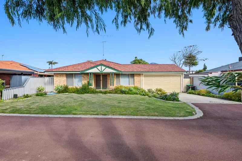 21 Mayflower Close, PORT KENNEDY, WA 6172 AUS