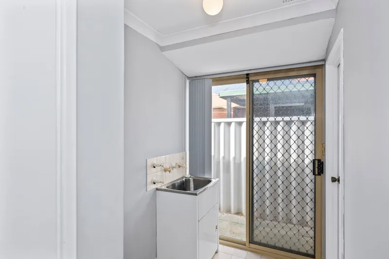 21 Mayflower Close, PORT KENNEDY, WA 6172 AUS