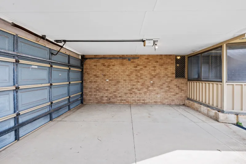 21 Mayflower Close, PORT KENNEDY, WA 6172 AUS