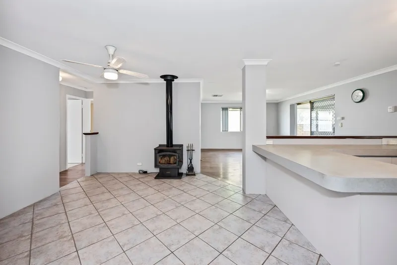 21 Mayflower Close, PORT KENNEDY, WA 6172 AUS