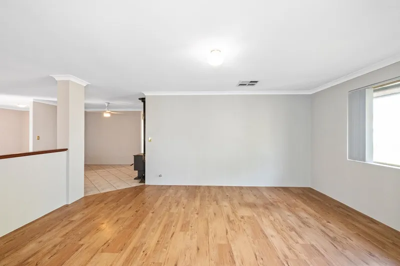 21 Mayflower Close, PORT KENNEDY, WA 6172 AUS