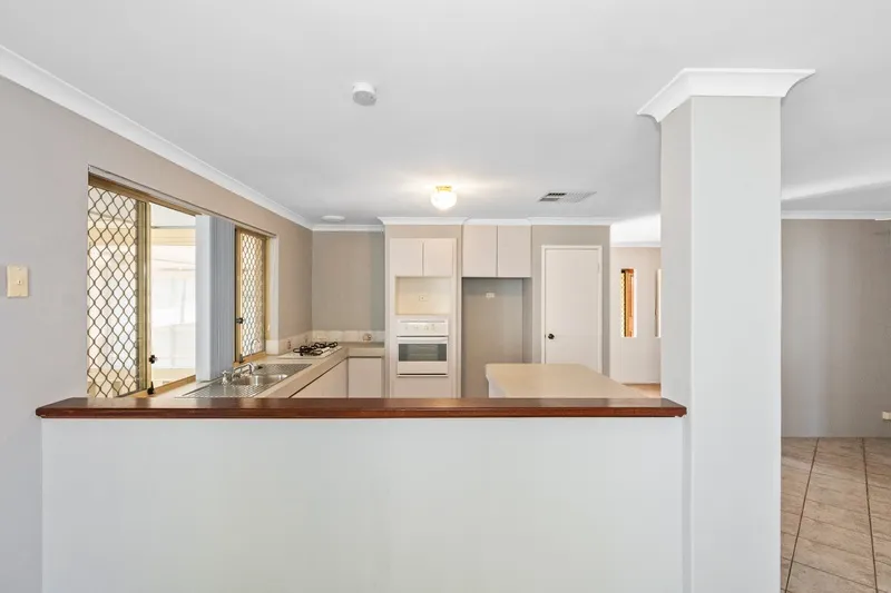 21 Mayflower Close, PORT KENNEDY, WA 6172 AUS