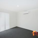 8 Siesta Way, MADORA BAY, WA 6210 AUS