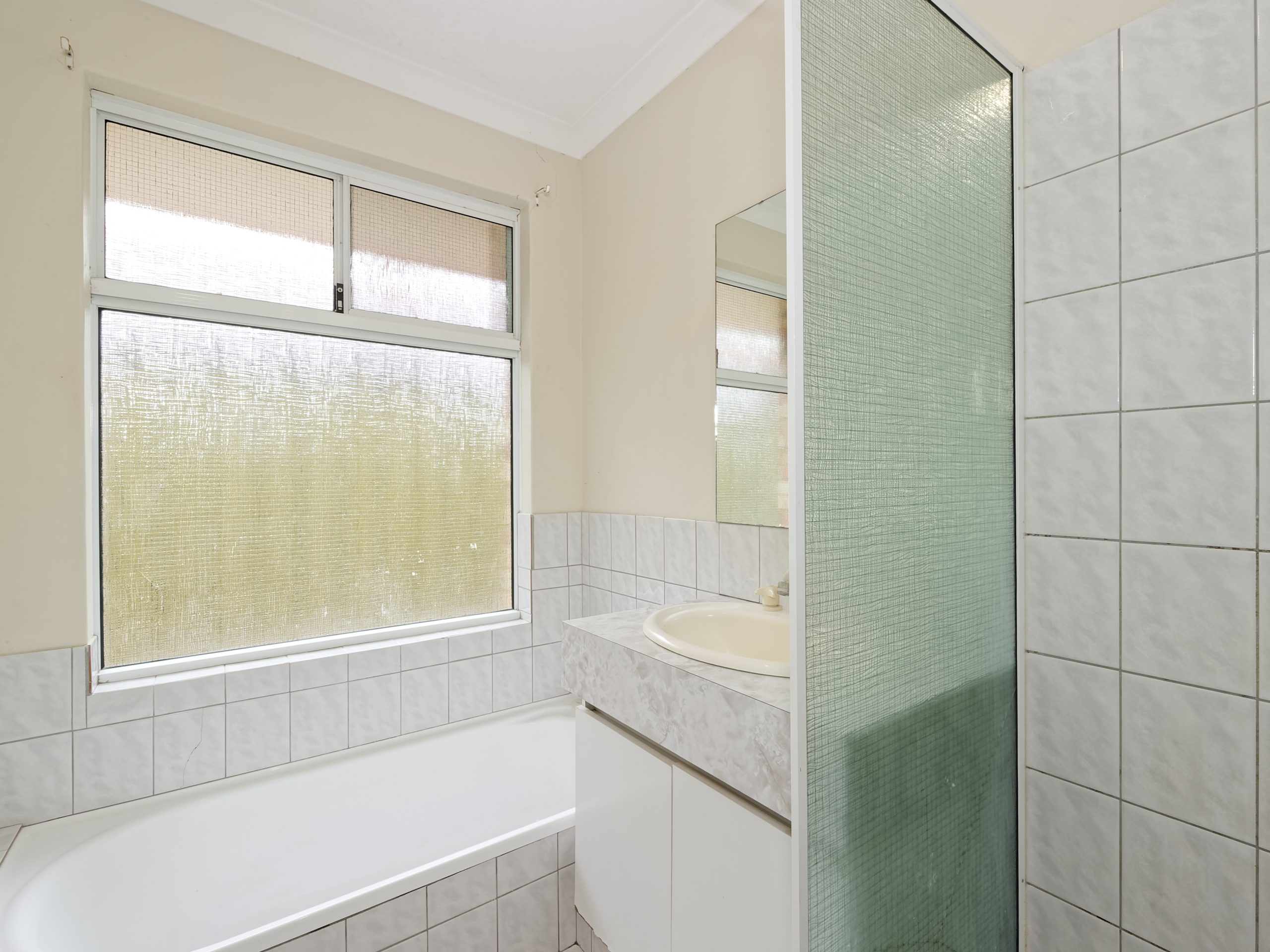 3 Thames Way, WARNBRO, WA 6169 AUS