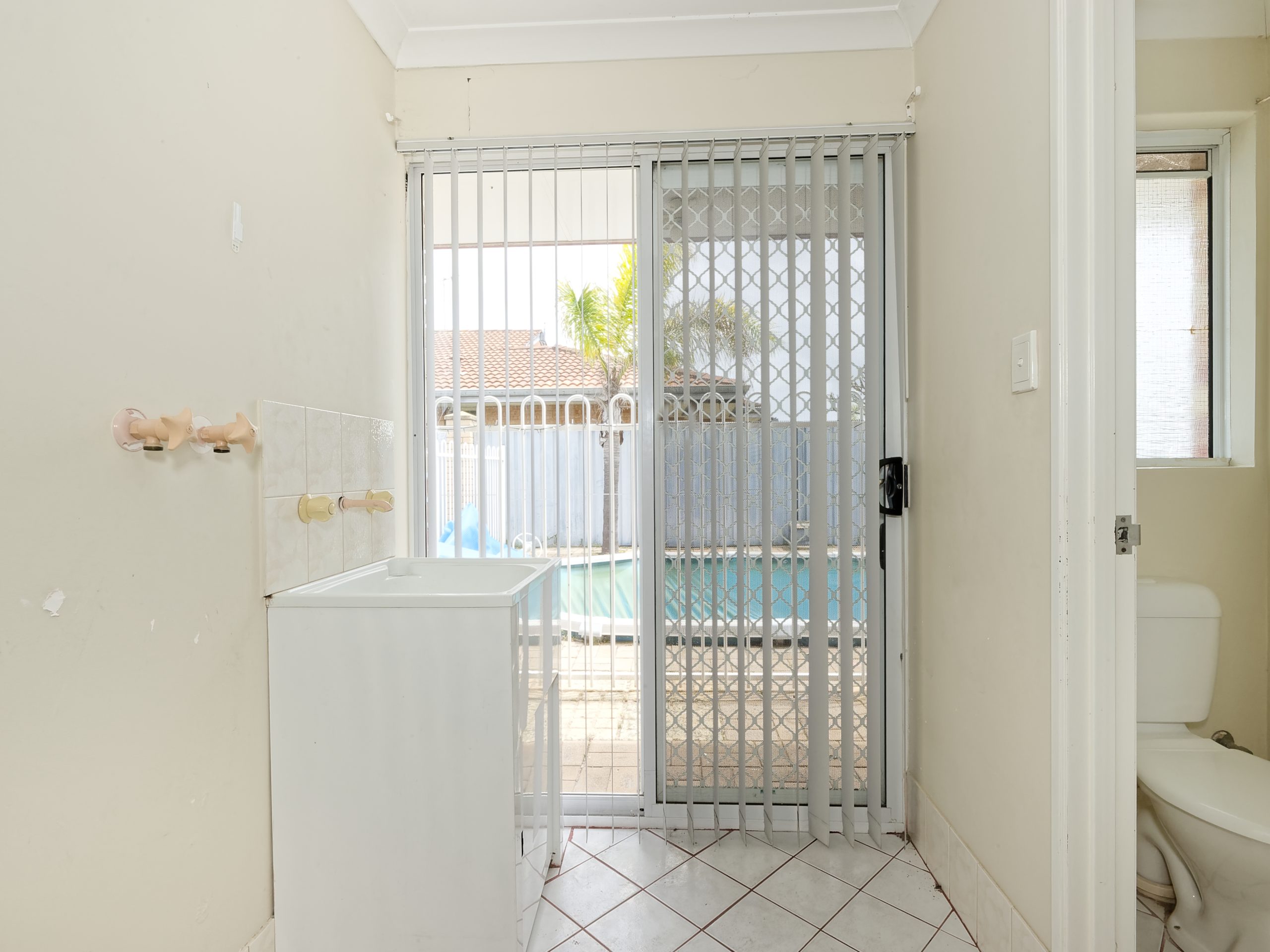 3 Thames Way, WARNBRO, WA 6169 AUS