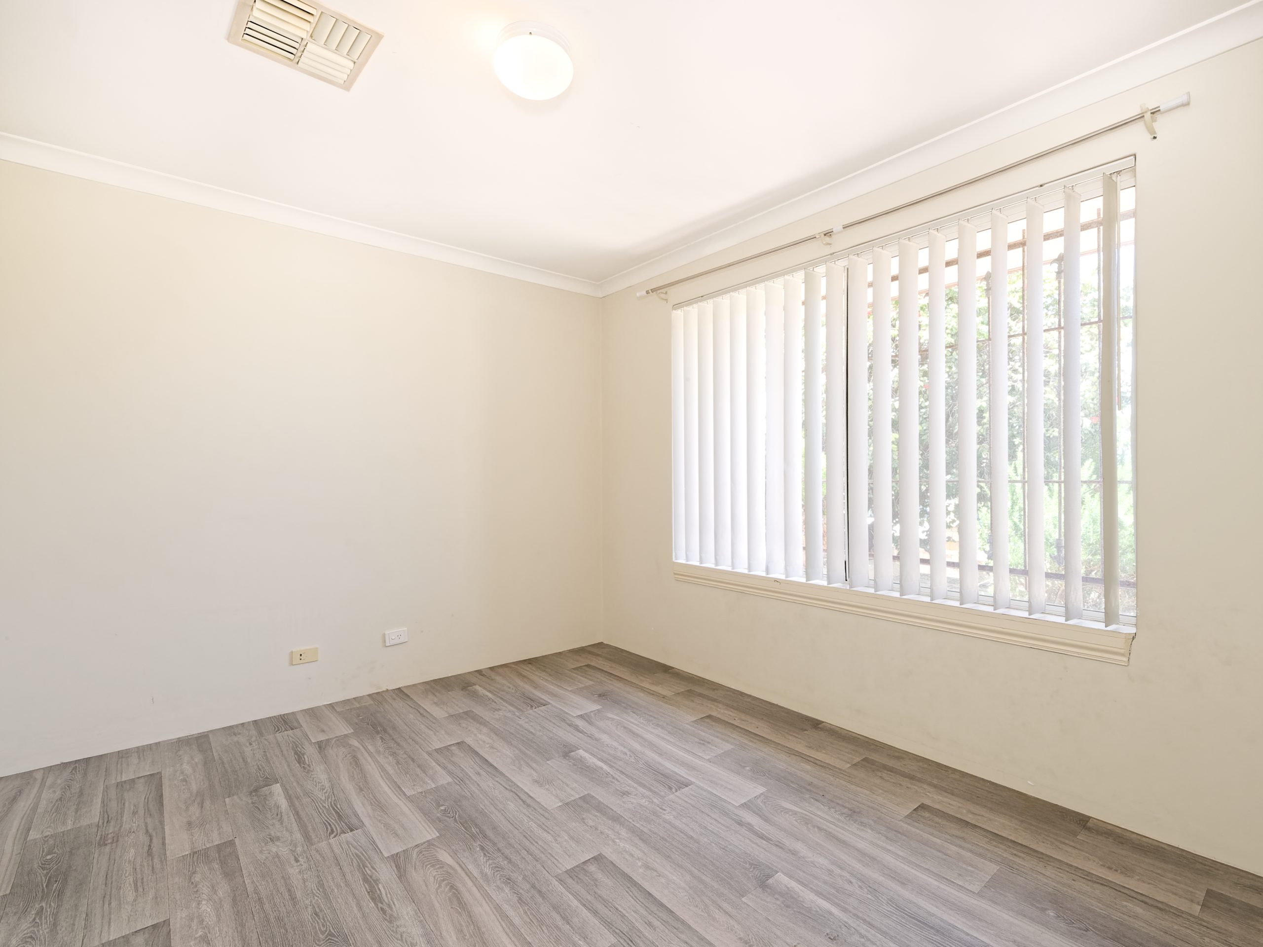 3 Thames Way, WARNBRO, WA 6169 AUS