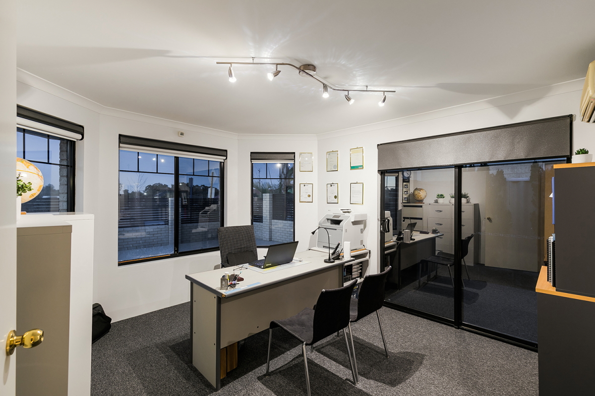 19 Champion Drive, BERTRAM, WA 6167 AUS